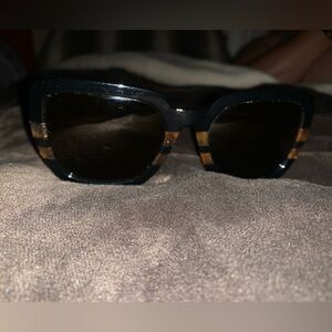 Coach sunglasses brown/black colour great condition